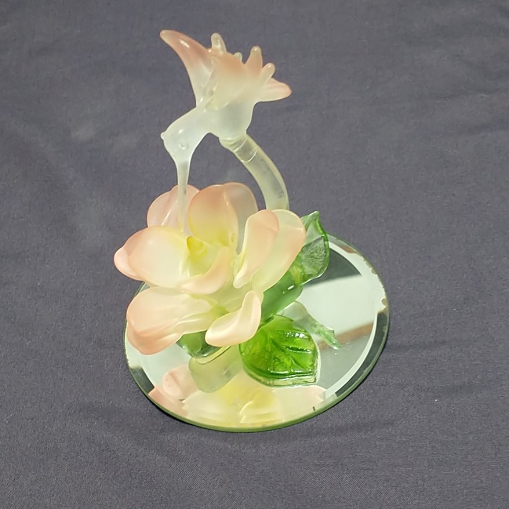 Crystal hummingbird figurine